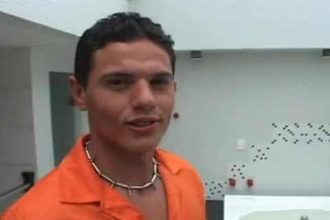 K4RI0KAS VID3O - R4F43L T0RL0NI