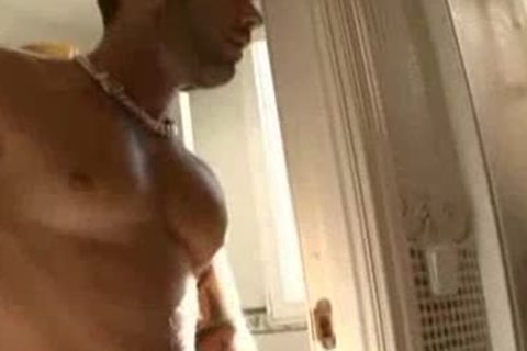fine Muscle Daddy poke (sperm On Pecs)
