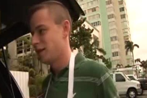 Tthellos guy Grocery B*oy