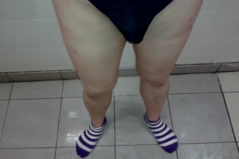 joy With Sporty Straight Boi, that guy 23yo But Many Gf Like Him.