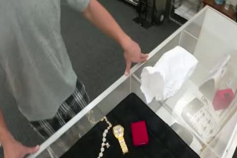 howdys butt For Bail cash For howdys Wife