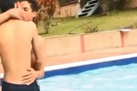 ball cream BY The POOL