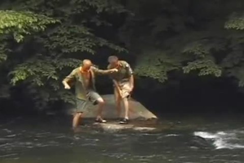 18 today nineteen - Scene 1 - The French Connection