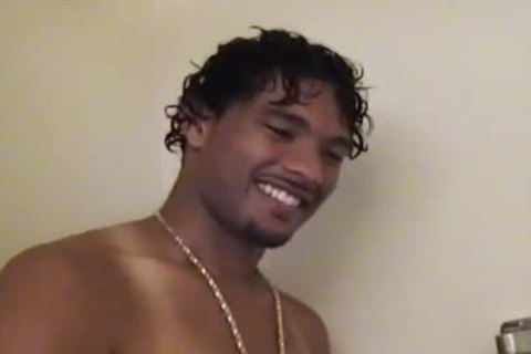 nasty black guys poke Bums in tthowdys chab bath 