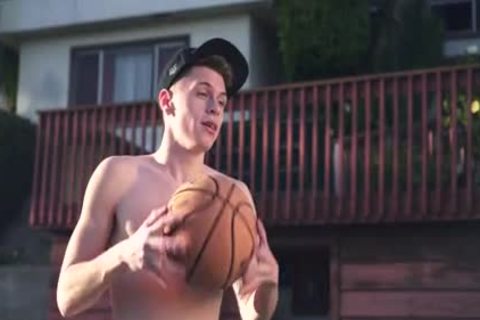 Maisquegay.com - Depois Do Treino