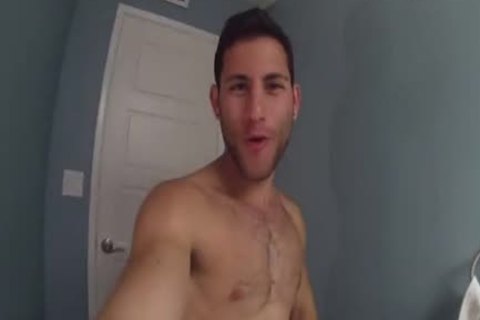 Benny Jerks In Tthellos man Shower