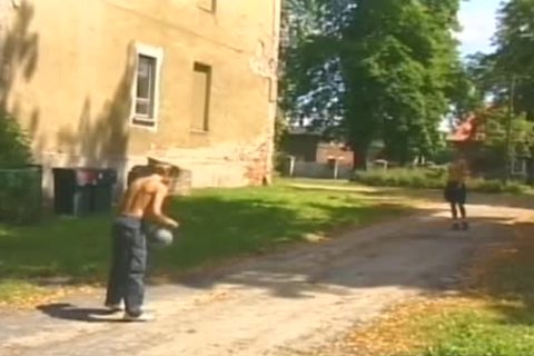 18today24-Scene3-Tthowdys guyFrenchConnection