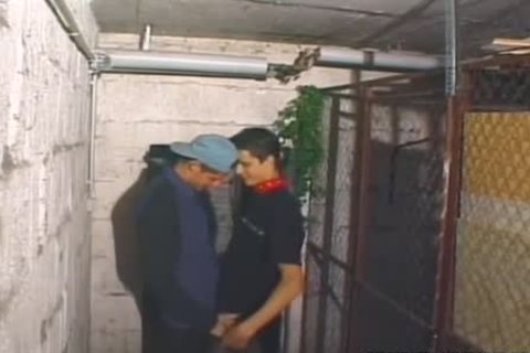18today24-Scene3-Tthowdys guyFrenchConnection