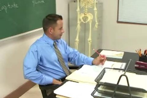 Sinful homosexual Teacthis chabr gets Nailed By homosexual fellowent In Classroom