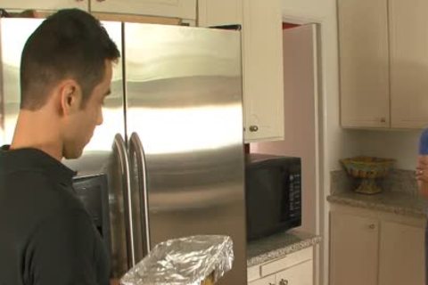 Married stud Emilio Sands gets gangslamed By A gay