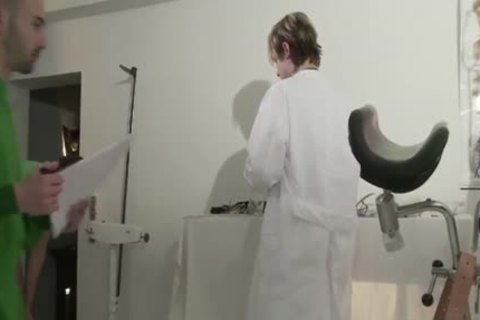 Hotny homo Doctor Has His Patiens ramrod And Ballls