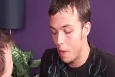 Luscious boyz enjoy sucking