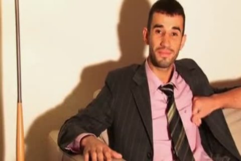 4 Hands weenie Massage To A In A Suite Toruser fashionable dude With massive weenie !