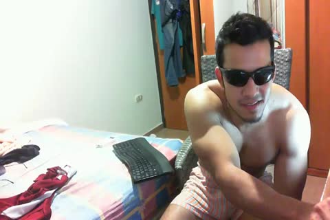 A handsome boy stroking, Cummed.