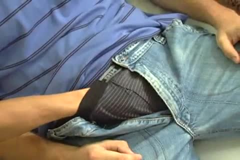 beautiful boyz have a enjoyment oral pleasure job