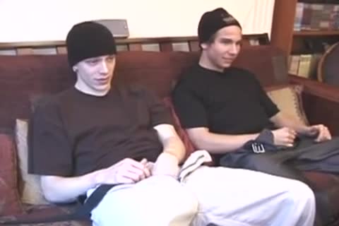 teen guys Threeway stroking & sucking