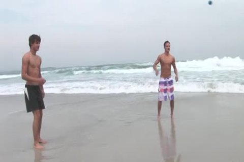 Pornstar loves hard nailining