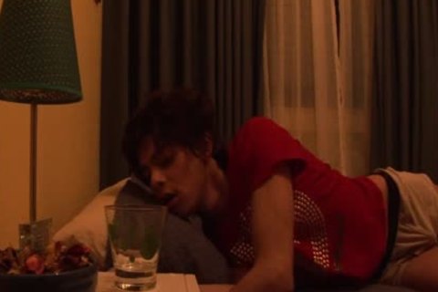 Emo twink Guilles Gives It Up