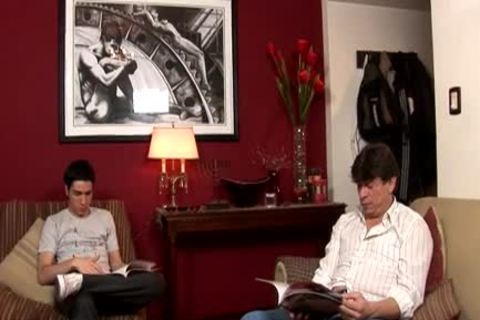 Sex Magnet betwixt 'em