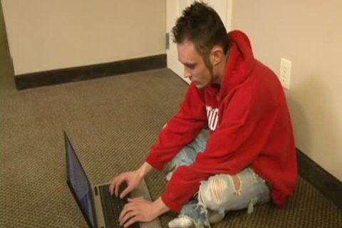 Lets Invites Some twinks because I am kinky