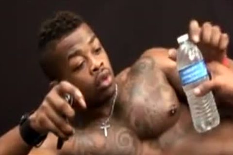 Mustang bonks And seduce