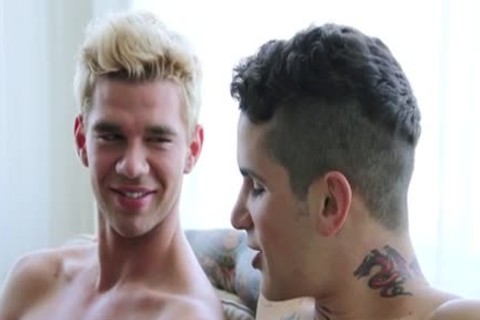 Dalton Briggs fucks Pierre Fitch