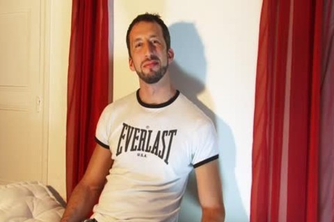 Close Ups Of A cute str8 penis