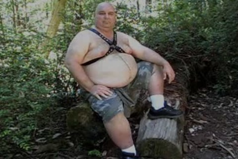 Bear Poses
\nBear Walks
\nBear Struggles To Sit On Hillside
\nBear Cums
\nBear Walks
\nBear Pees
\nBear Walks
\nBear Cums
\n
\n269 pounds