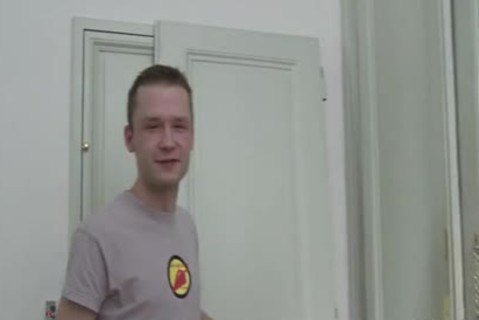 twink guy MEDIA Pissing twinks threesome