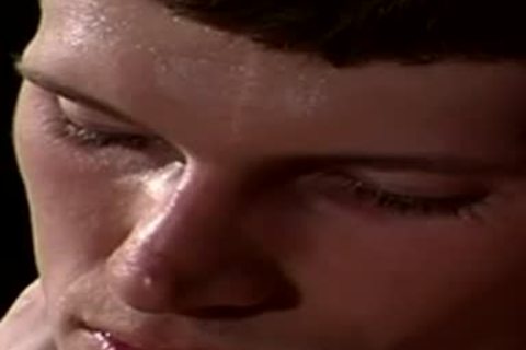 horny knob Flashes His Body