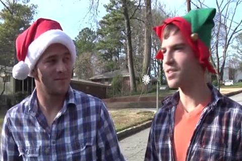 homosexual Elf acquires Xmas Bukkake