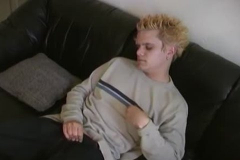 Blond boy Solo wanking