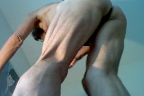 I Love Entertaining lots of black twinks     :o)