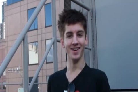 wild chap stroking large penis