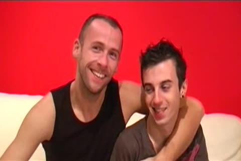 Skinny guy First Time bang