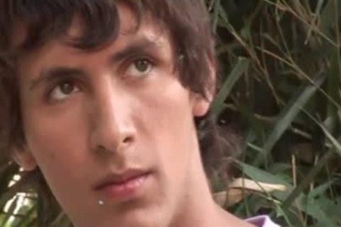 Pouty teens (18+) face hole Cummed