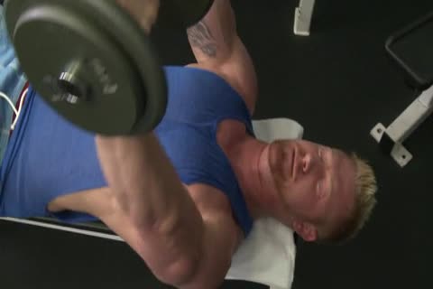 Max London Tugging 10-Pounder