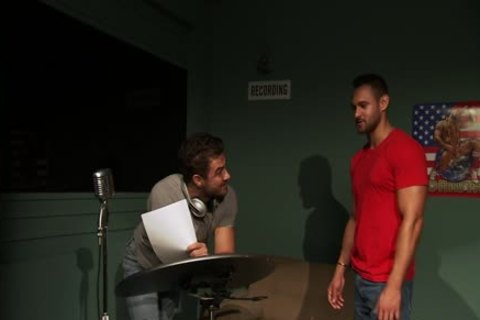 User_Uploaded_titan__14_.mp4