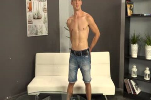 Zlatan Darkov Beating Off