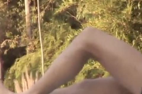 Latin teen Face Splash