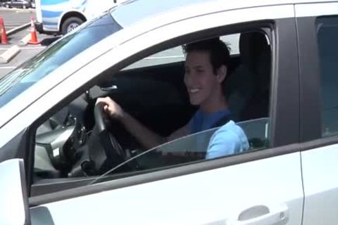 Mike King Tries dark weenie For The First Time