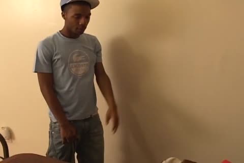 black man Getting Sucked Off By The excited Miad