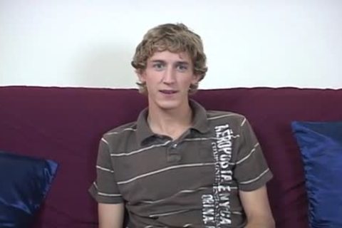 Skinny twinks engulfing & Stroking cocks