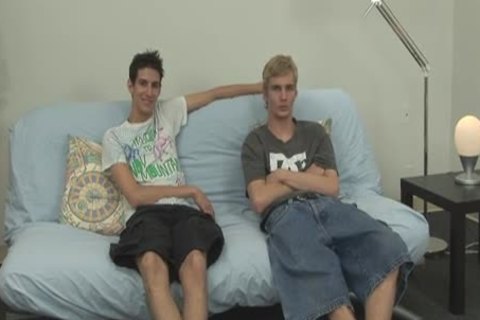 Mike & Steven engulfing weenies