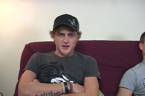 teen males have a pleasure Threeway engulfing