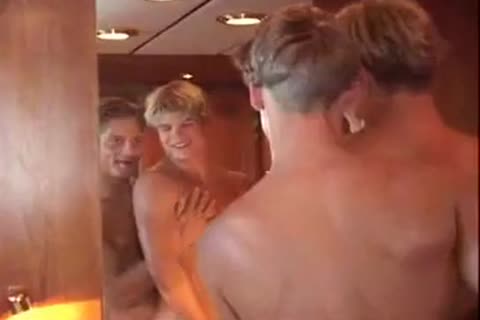 blonde pair Having Sex In The Cabin