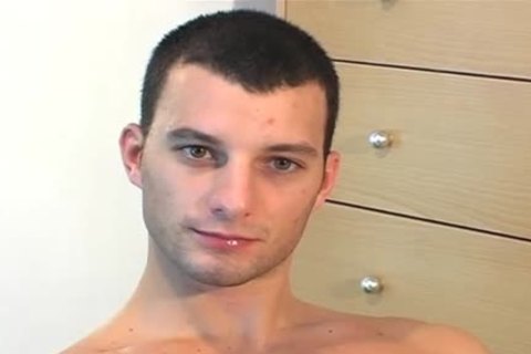 Romain, Hetero teen receives Wanked His massive wang By A teen In Spite Of Him !' Data-max=