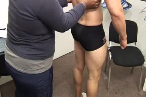 A homosexual Stripper Enjoys Masturbating.