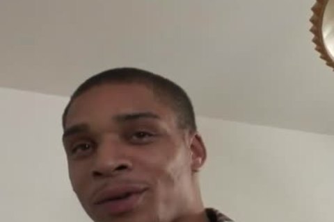 Latino dude Takes A darksome pecker Up In His anal