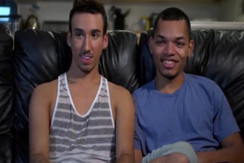 new B0y bonks For First Time On webcam
